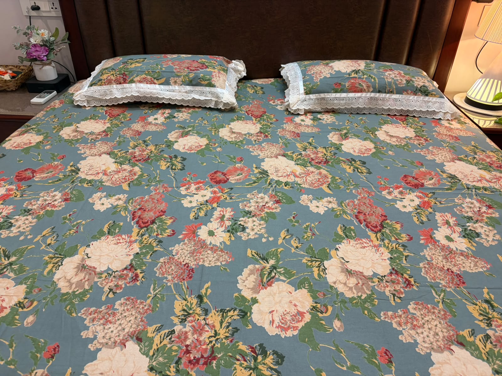 Vintage Bloom Serenity Bedsheet